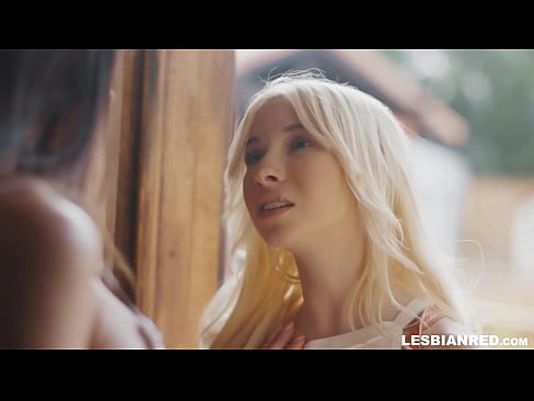 ❤️ Djevojka dolazi kući nekoliko mjeseci kasnije i na kraju jede mačkicu svoje maćehe ❤️ Porno na hr.moresexmovies.ru